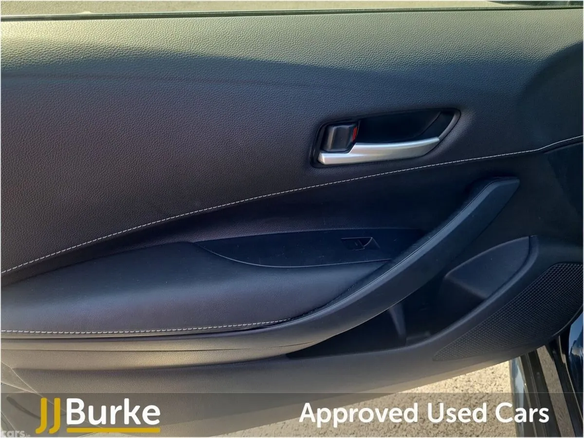 Toyota Corolla Hatchback, Petrol Hybrid, 2019, Blue