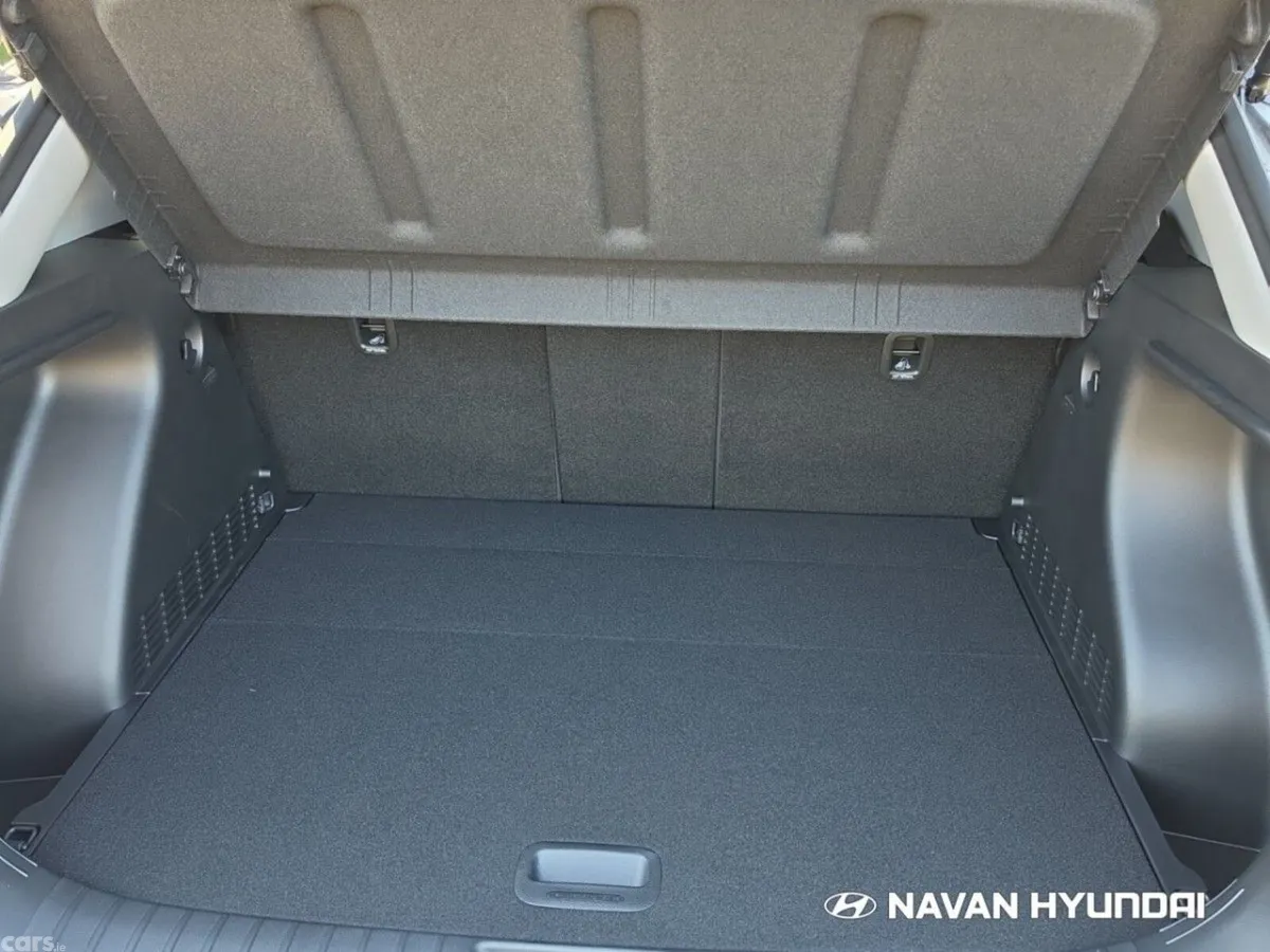 Hyundai KONA MPV, Petrol, 2026, Black