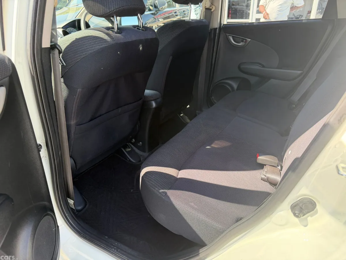 Honda Fit Hatchback, Petrol Hybrid, 2011, White