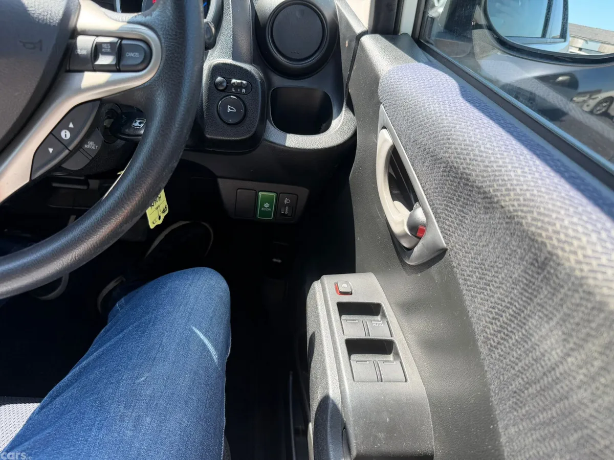 Honda Fit Hatchback, Petrol Hybrid, 2011, White