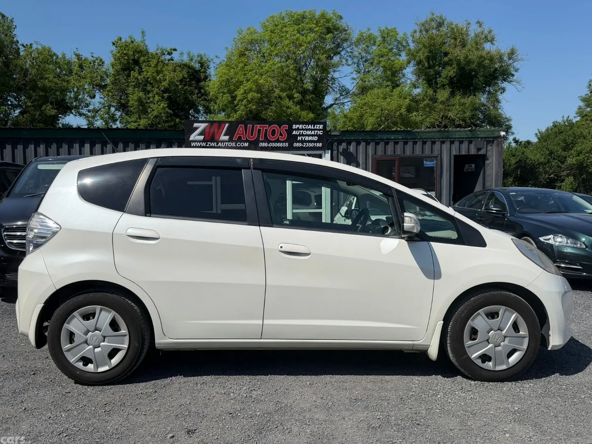 Honda Fit Hatchback, Petrol Hybrid, 2011, White