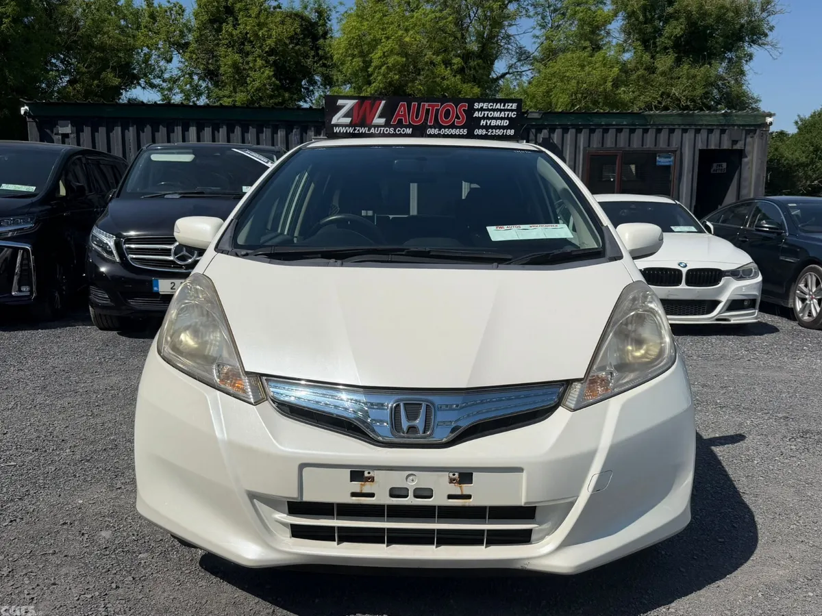 Honda Fit Hatchback, Petrol Hybrid, 2011, White