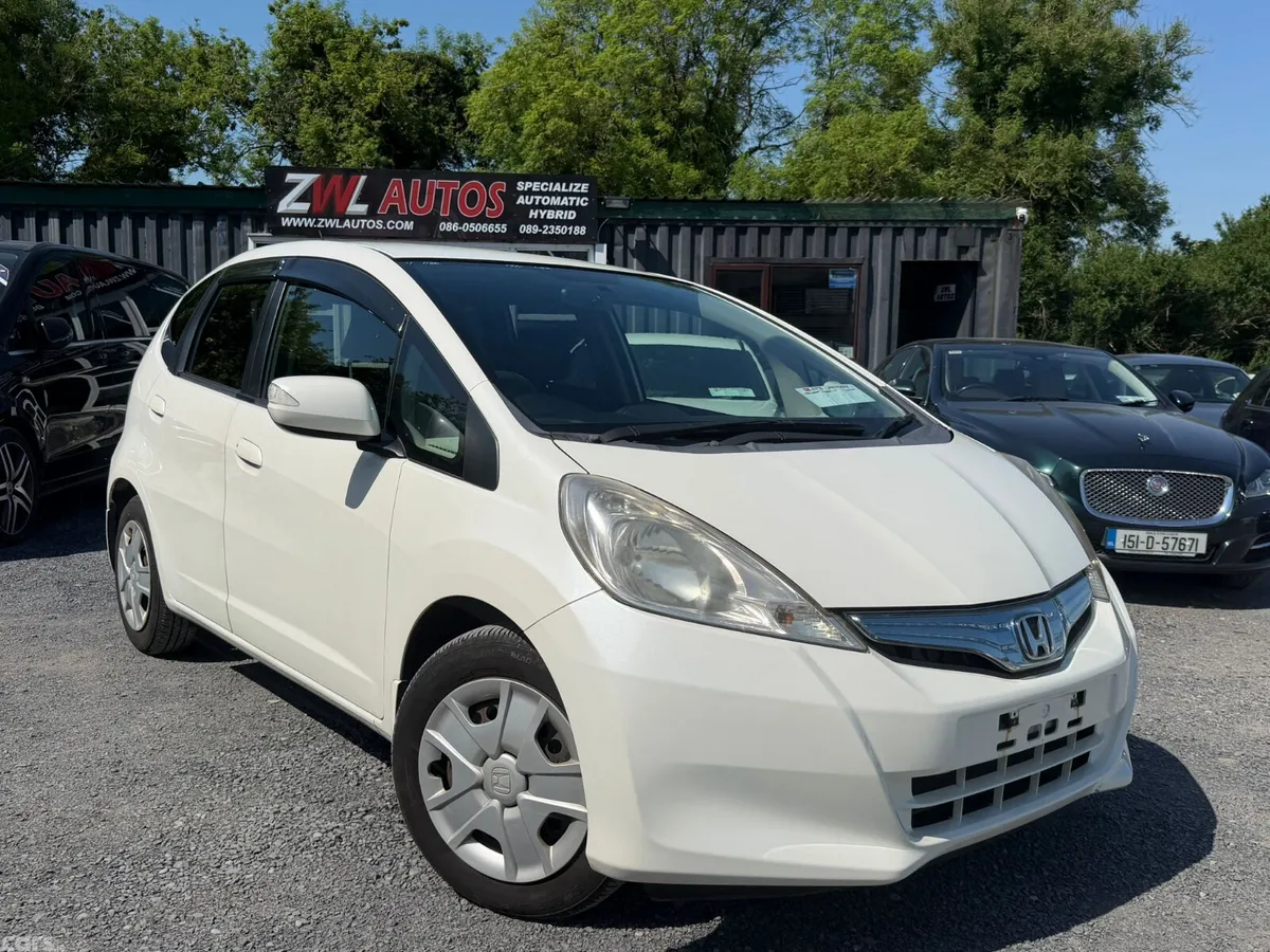 Honda Fit Hatchback, Petrol Hybrid, 2011, White