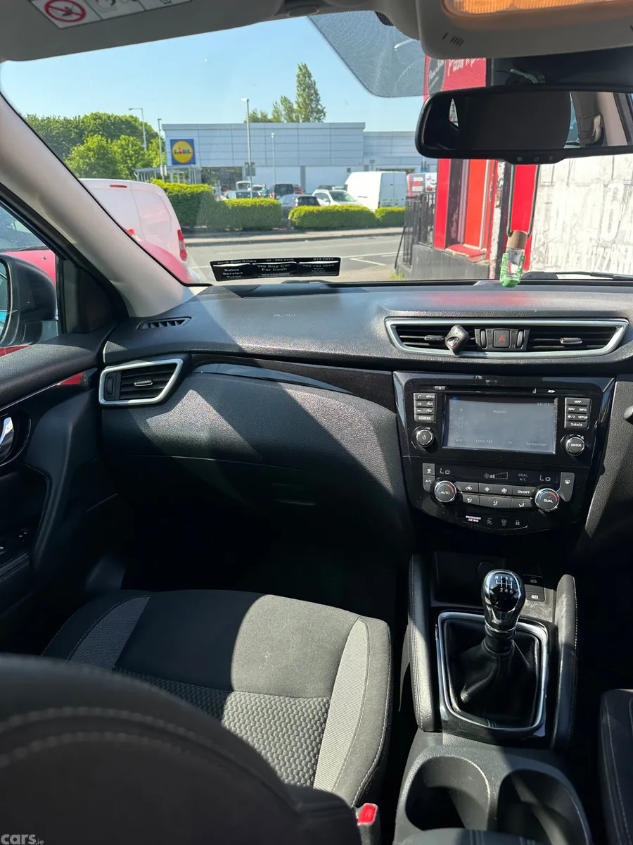 Nissan Qashqai Hatchback, Diesel, 2018, Blue
