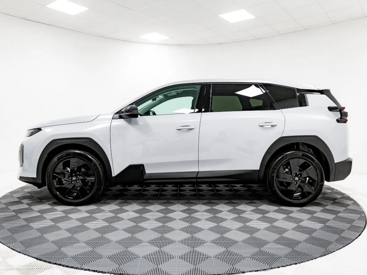 Citroen C5 Aircross SUV, Petrol Hybrid, 2026, White