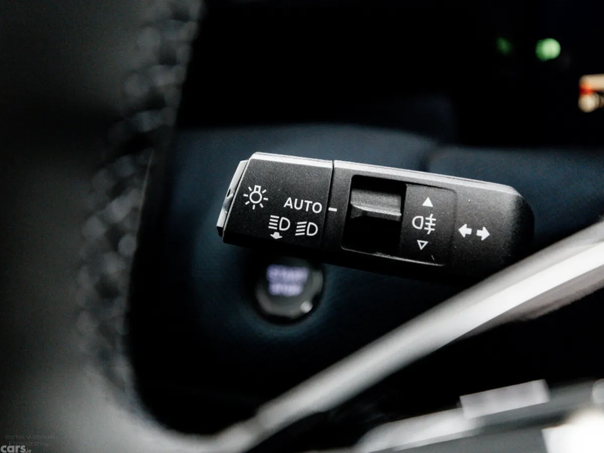 Citroen C5 Aircross SUV, Petrol Hybrid, 2026, White