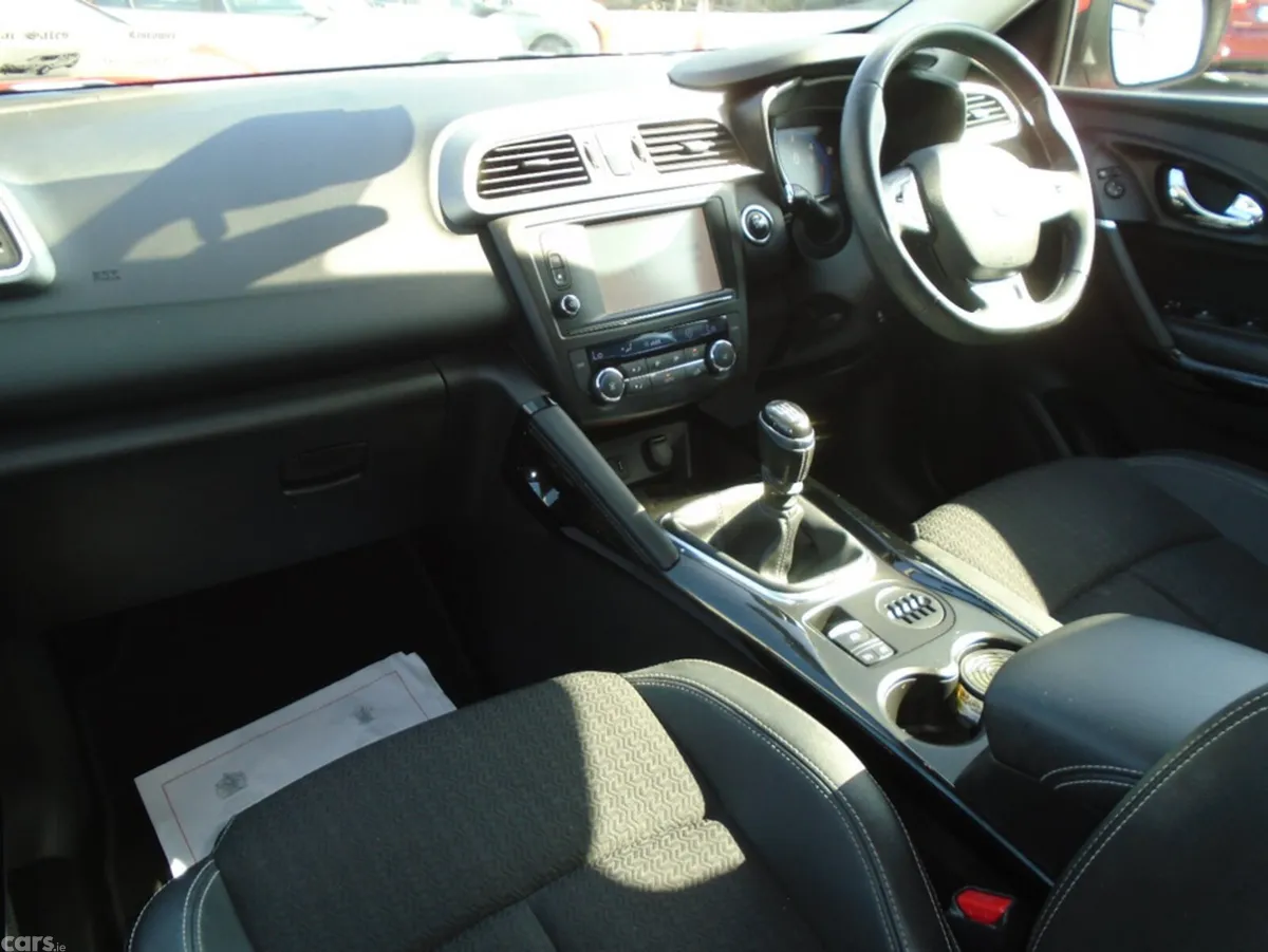 Renault Kadjar SUV, Diesel, 2015, Red