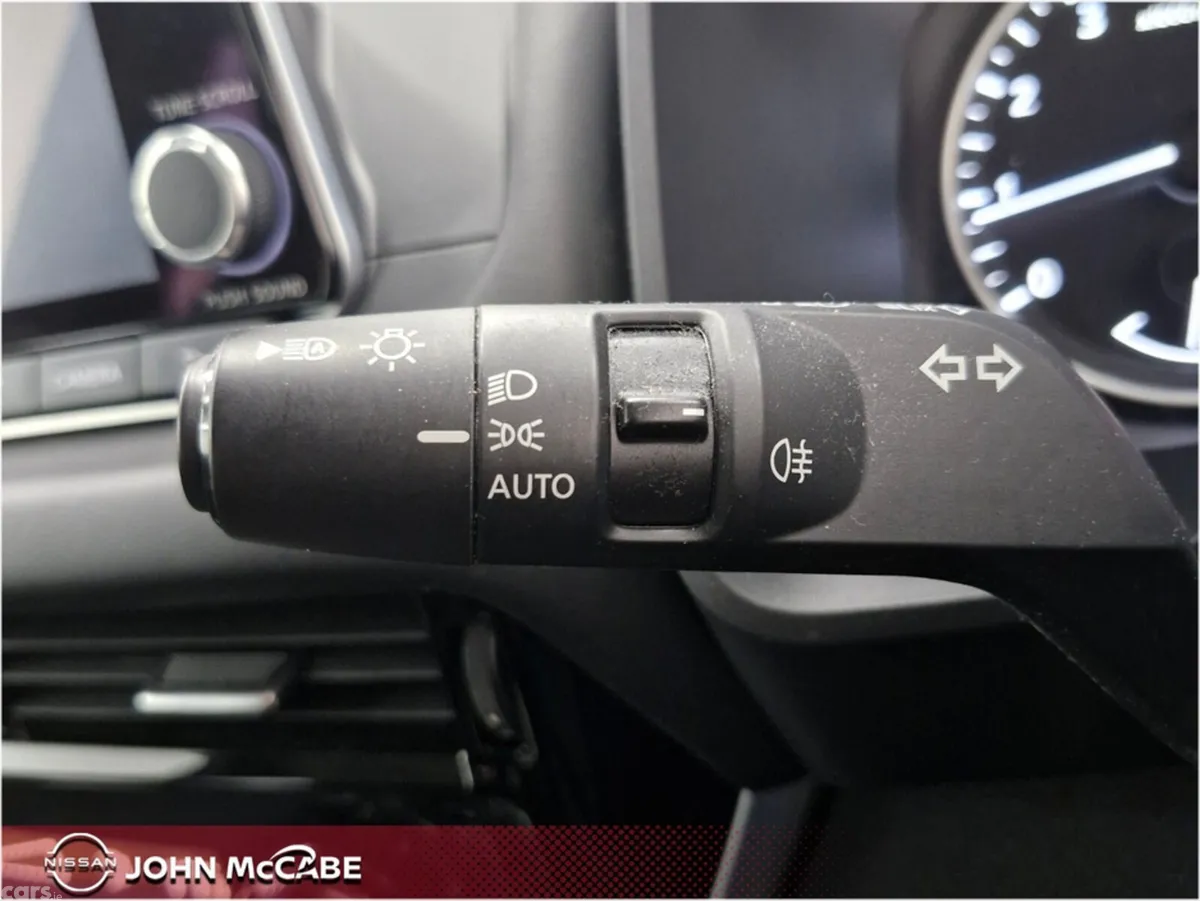 Nissan Qashqai MPV, Petrol, 2024, Blue