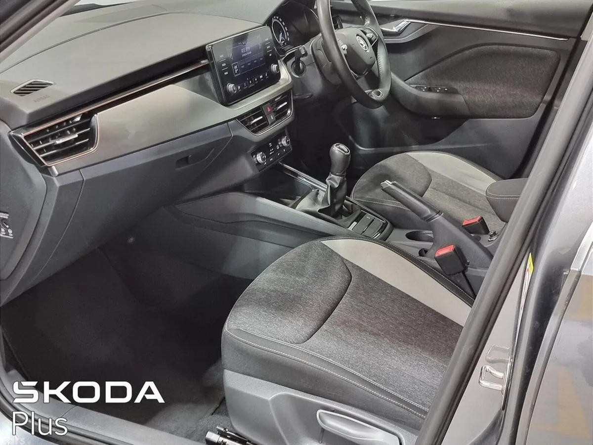 Skoda Kamiq Hatchback, Petrol, 2023, Grey