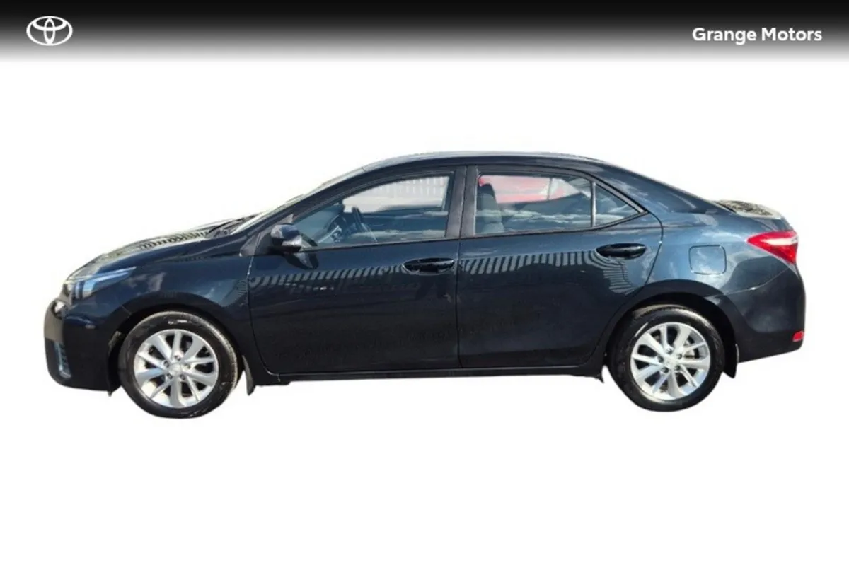 Toyota Corolla Saloon, Diesel, 2015, Grey
