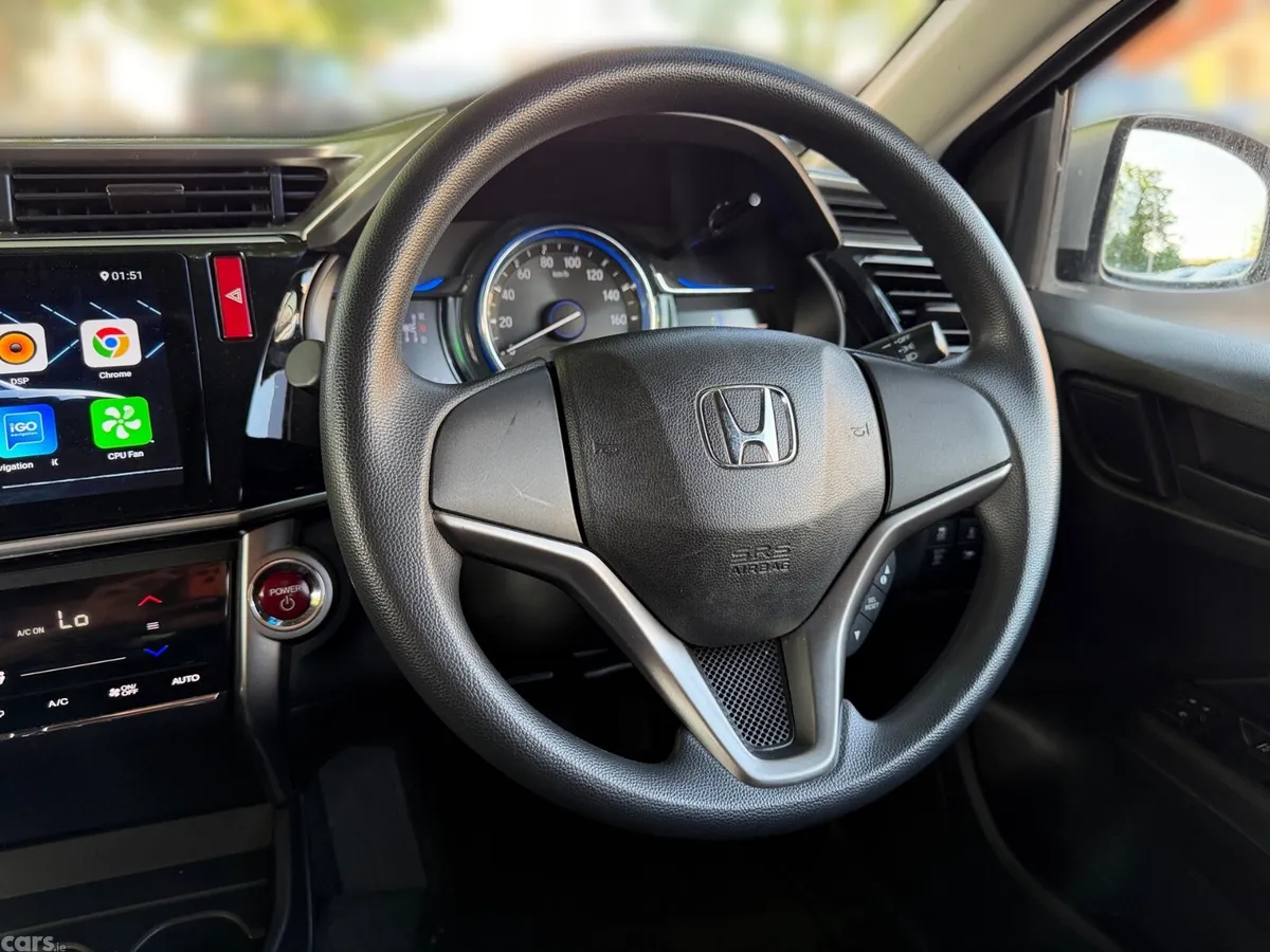 Honda Grace Saloon, Petrol Hybrid, 2016, Silver