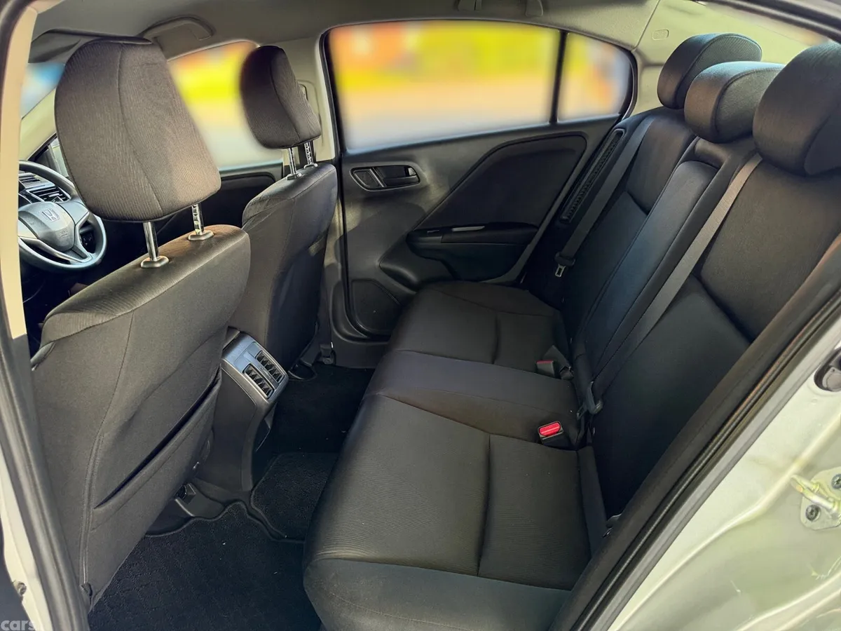 Honda Grace Saloon, Petrol Hybrid, 2016, Silver