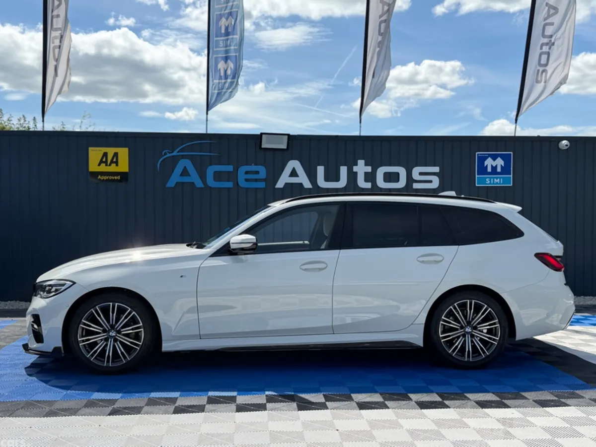BMW 3-Series Estate, Diesel, 2022, White