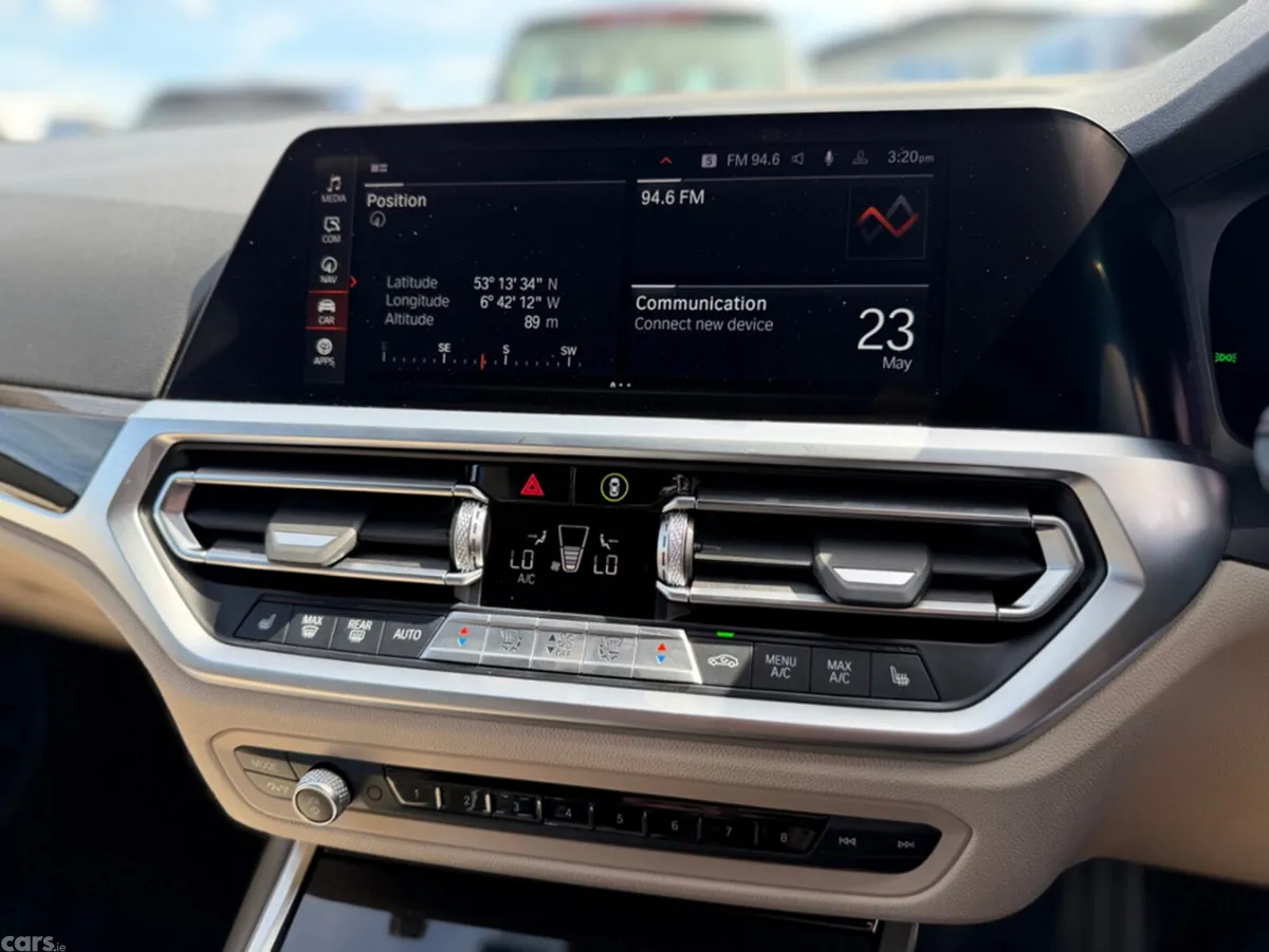 BMW 3-Series Estate, Diesel, 2022, White