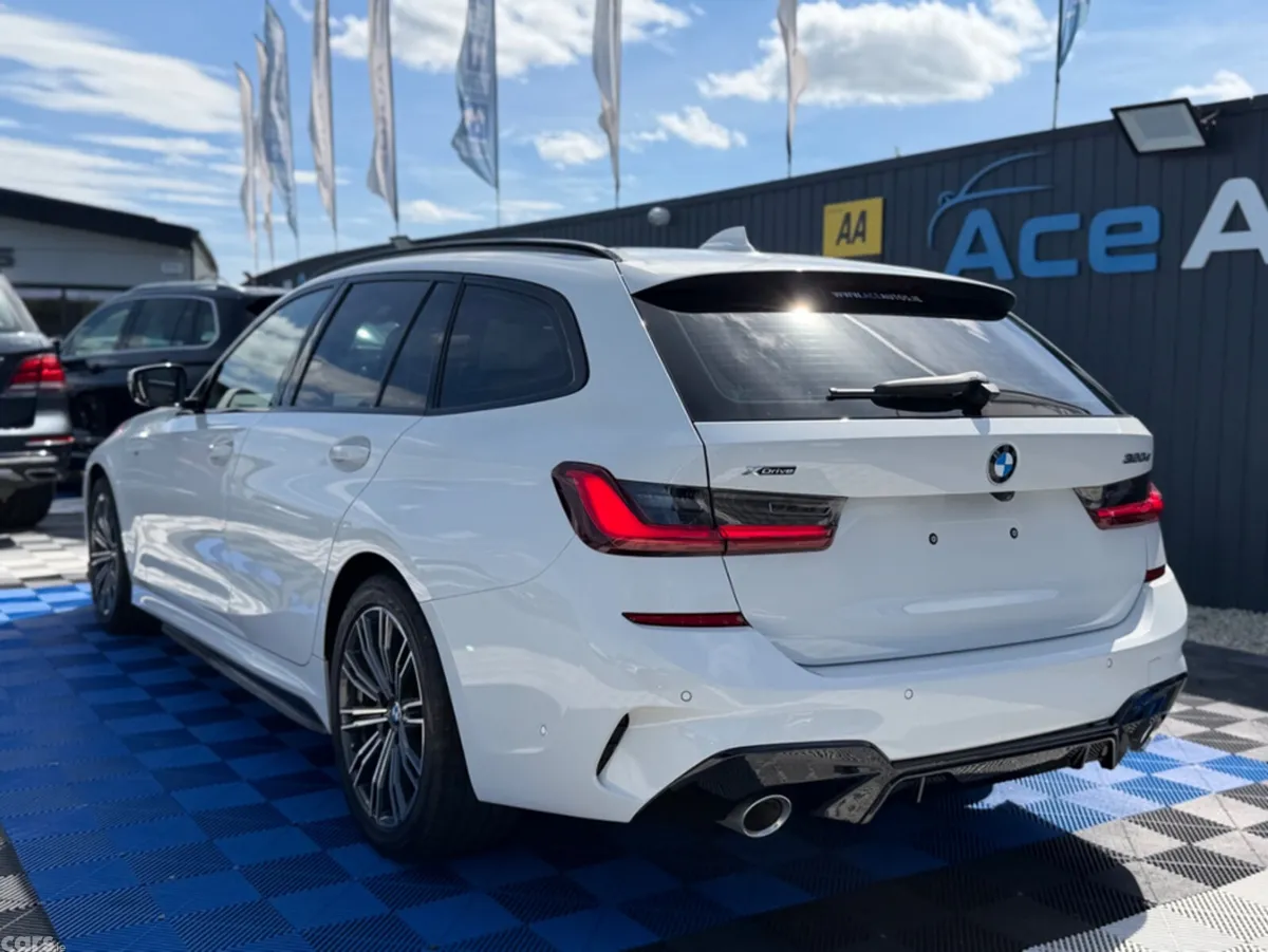 BMW 3-Series Estate, Diesel, 2022, White