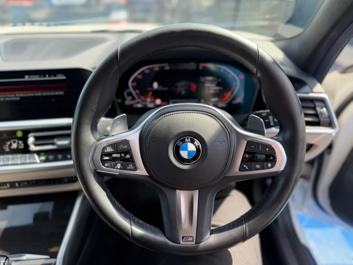 BMW 3-Series Estate, Diesel, 2022, White