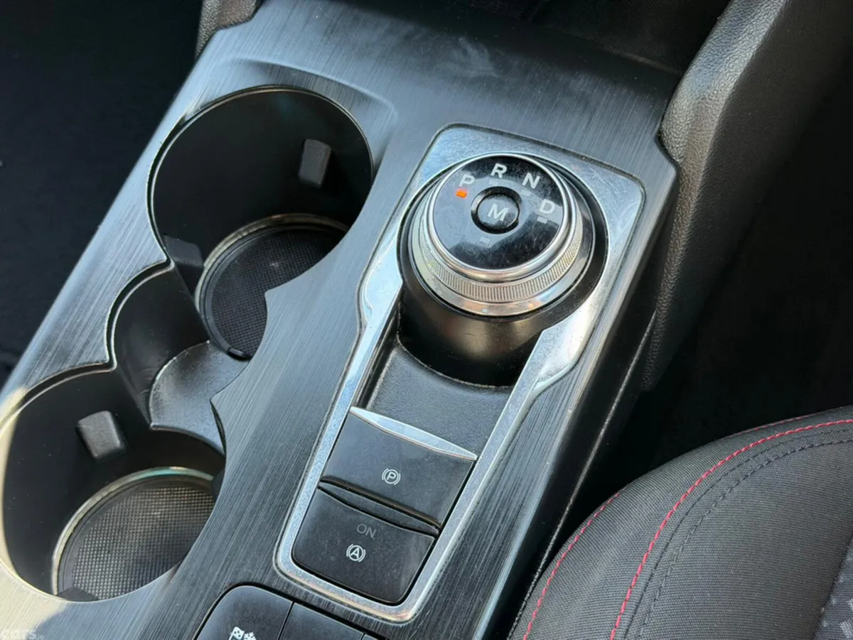Ford Focus Hatchback, Diesel, 2020, Blue