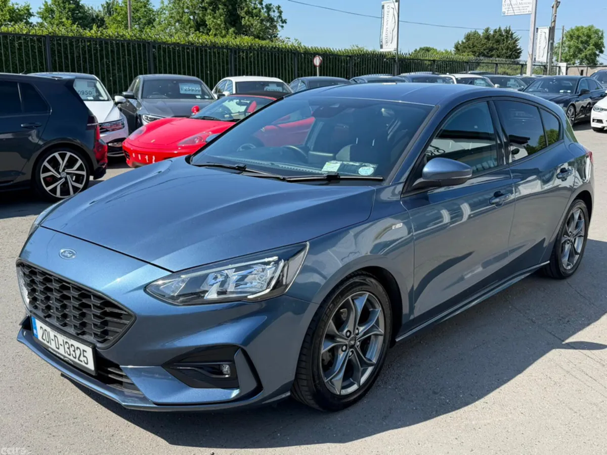 Ford Focus Hatchback, Diesel, 2020, Blue