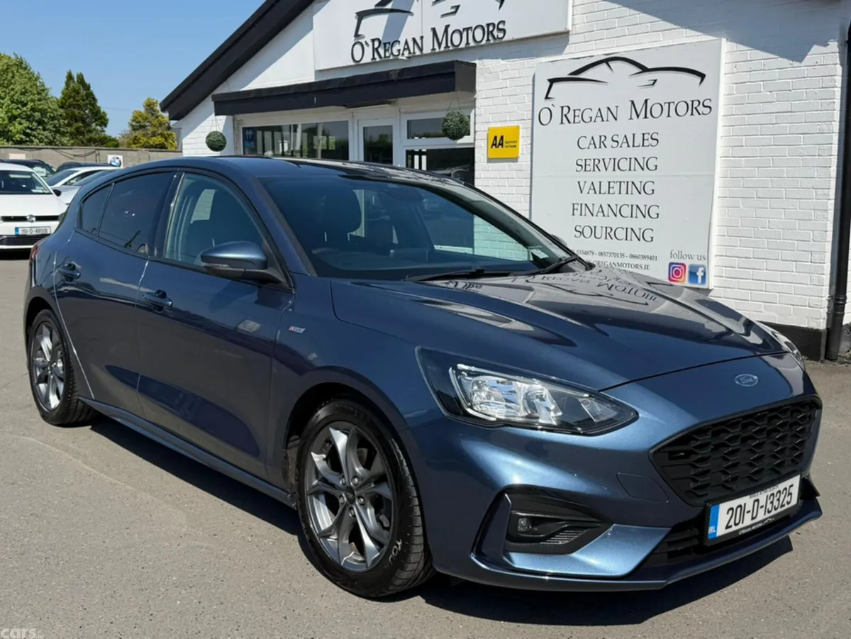 Ford Focus Hatchback, Diesel, 2020, Blue