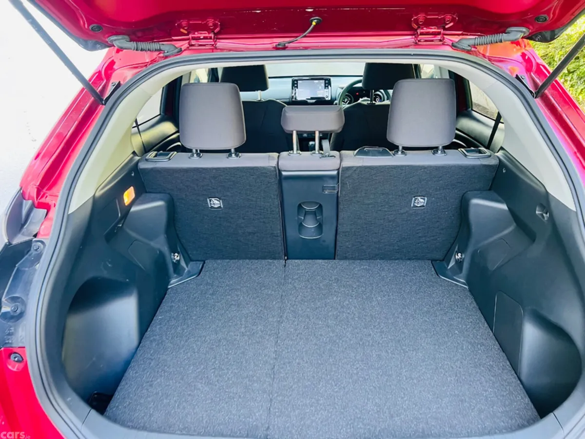 Toyota Yaris Cross Hatchback, Petrol Hybrid, 2021, Red