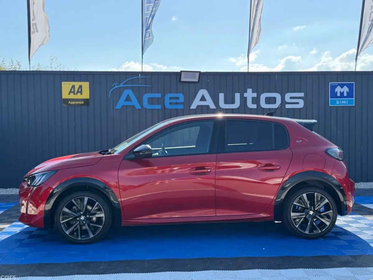 Peugeot 208 Hatchback, Petrol, 2021, Red