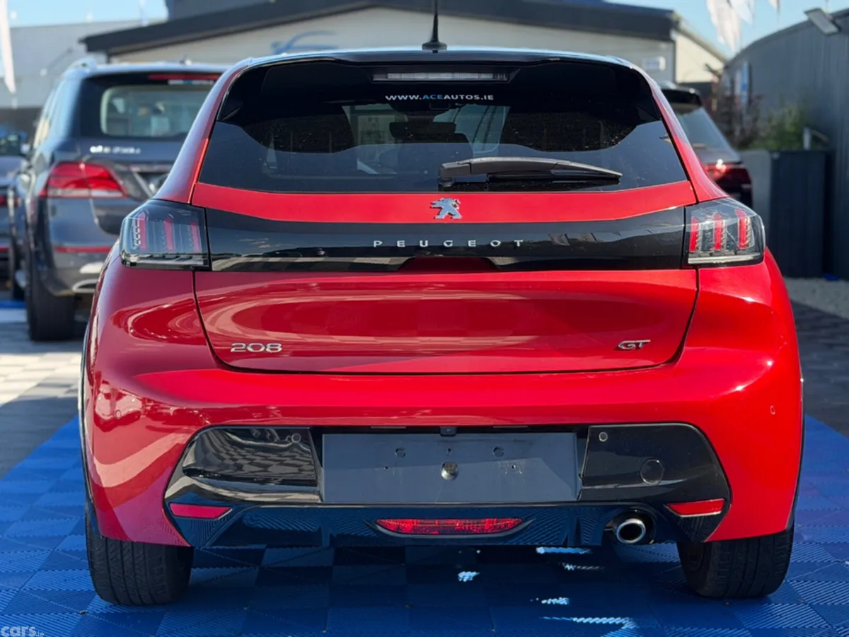 Peugeot 208 Hatchback, Petrol, 2021, Red