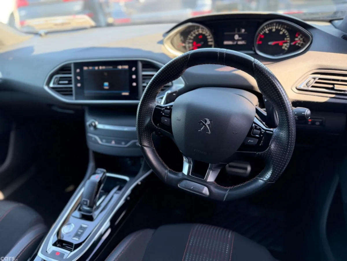 Peugeot 308 Hatchback, Diesel, 2020, Blue