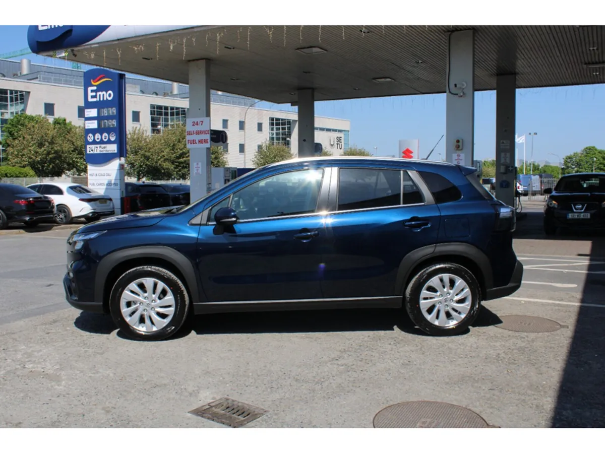 Suzuki SX4 S-Cross Hatchback, Petrol Hybrid, 2027, Blue