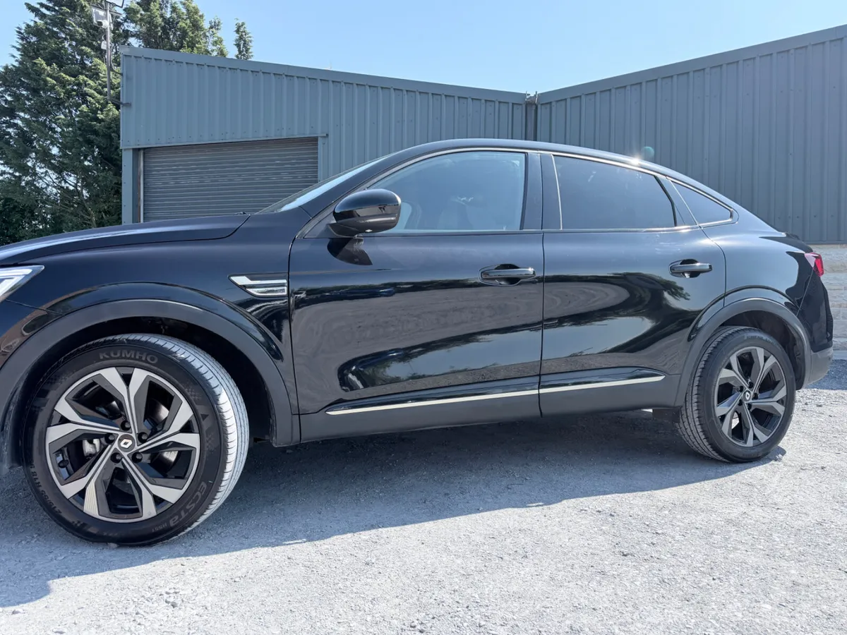Renault Arkana Hatchback, Petrol, 2023, Black