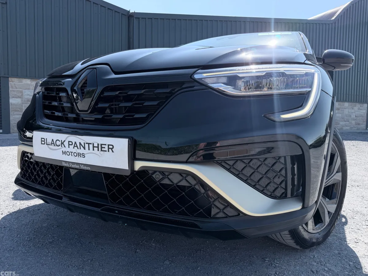 Renault Arkana Hatchback, Petrol, 2023, Black