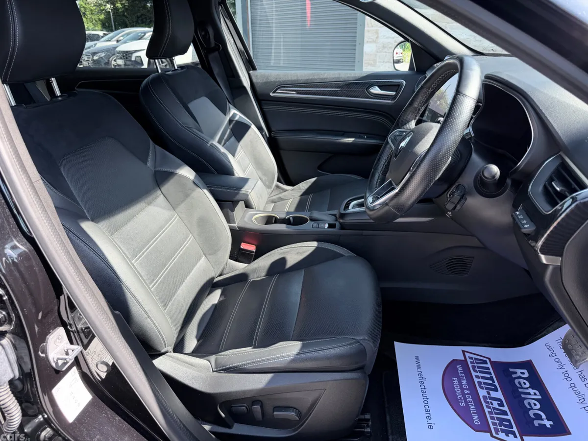 Renault Arkana Hatchback, Petrol, 2023, Black