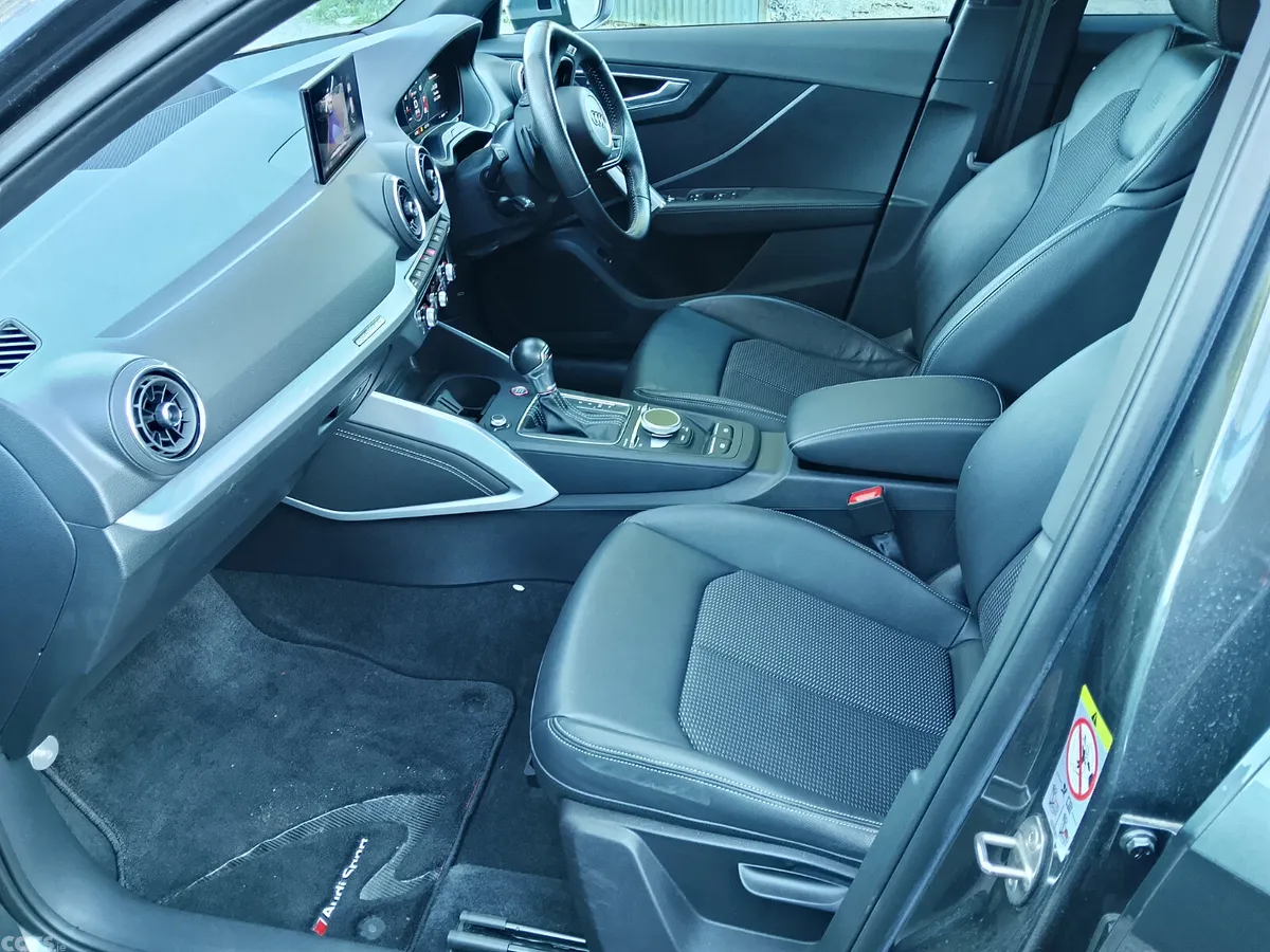 Audi Q2 SUV, Petrol, 2020, Grey