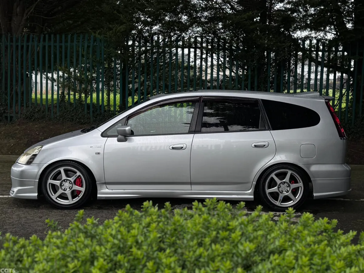 Honda Stream Estate, Petrol, 2002, Silver