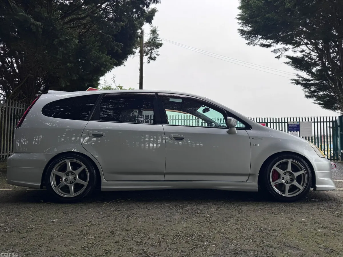 Honda Stream Estate, Petrol, 2002, Silver