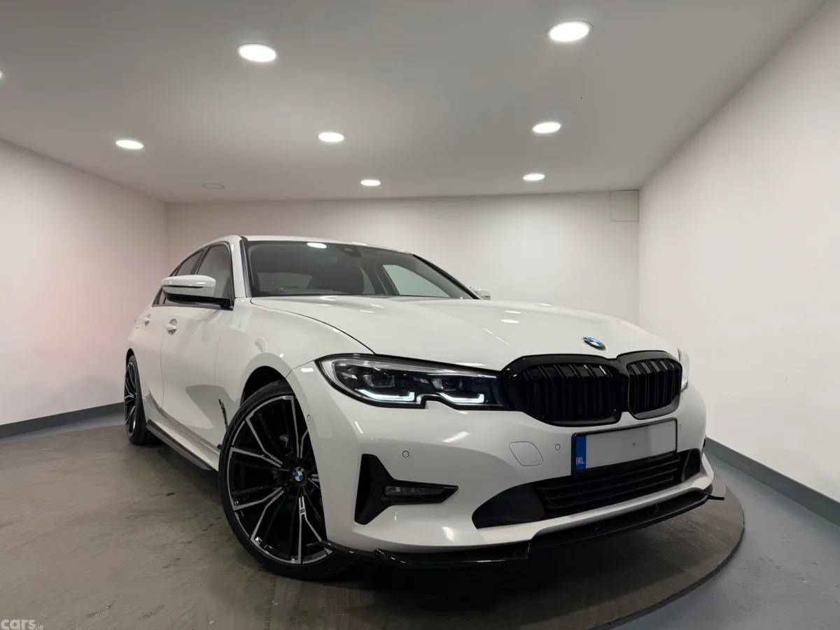 BMW 3-Series Saloon, Diesel, 2022, White