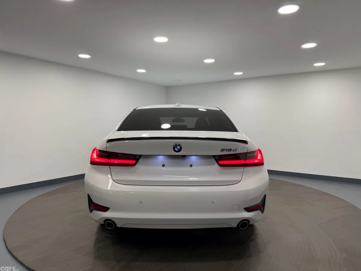 BMW 3-Series Saloon, Diesel, 2022, White
