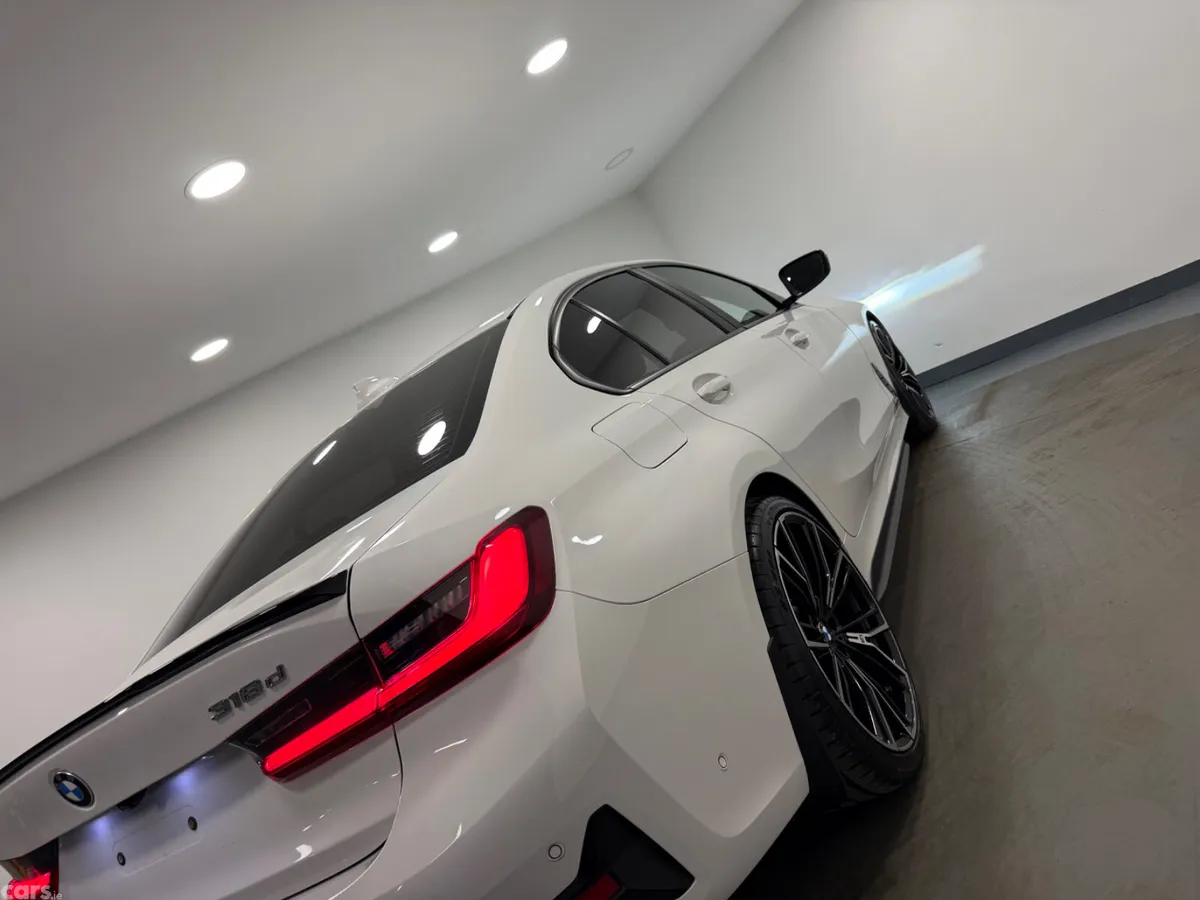 BMW 3-Series Saloon, Diesel, 2022, White