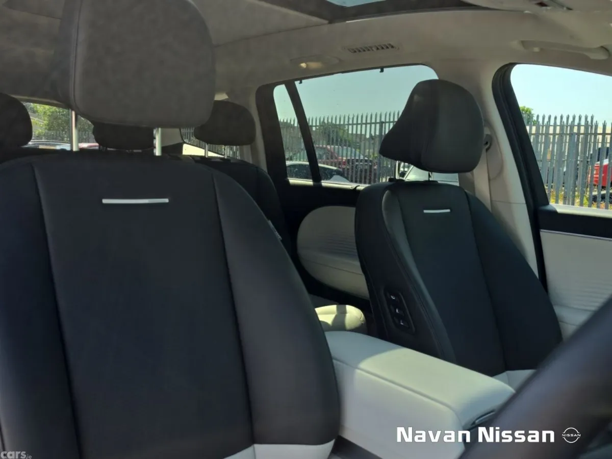 Hyundai IONIQ 9 MPV, Electric, 2026, Green