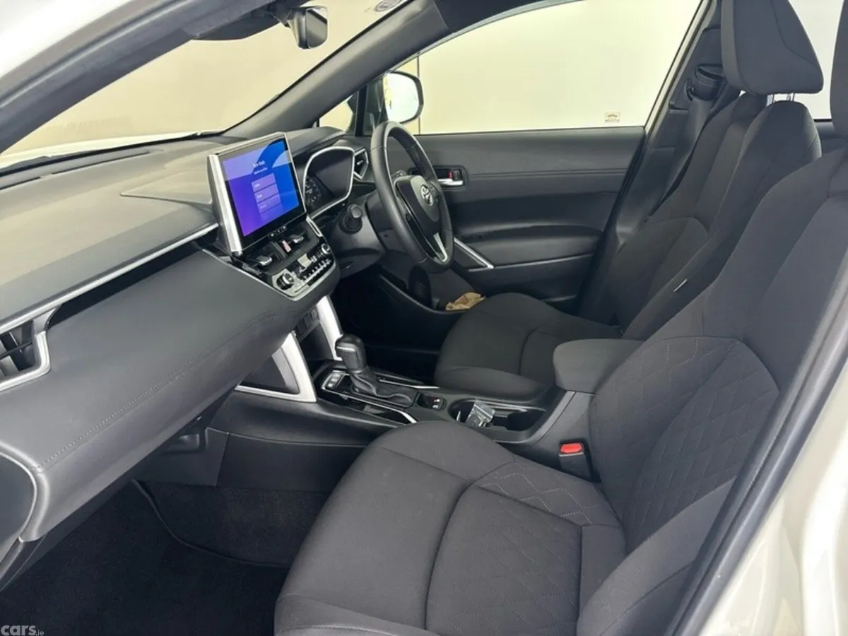 Toyota Corolla Cross SUV, Petrol Hybrid, 2024, White