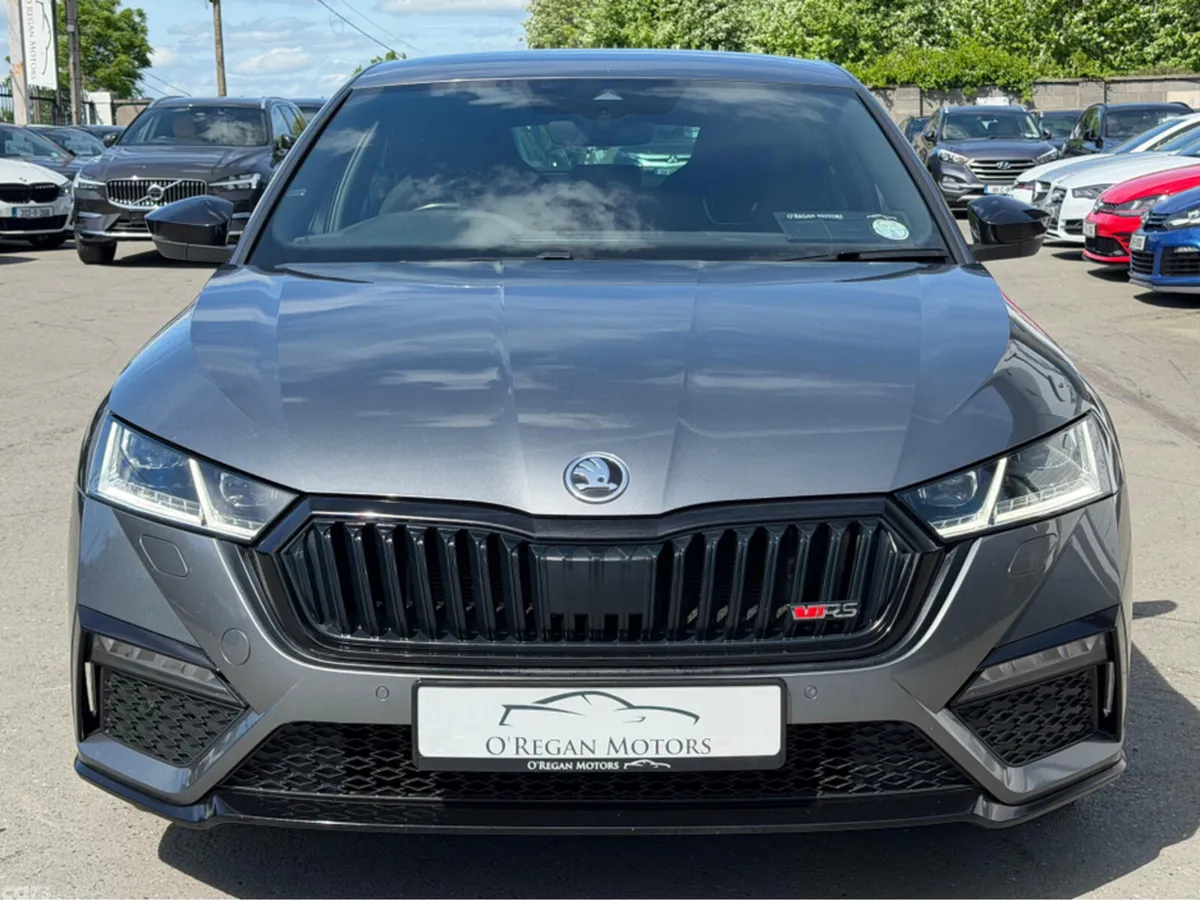 Skoda Octavia Hatchback, Diesel, 2023, Grey
