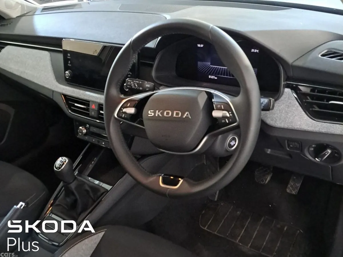 Skoda Kamiq Hatchback, Petrol, 2026, Silver