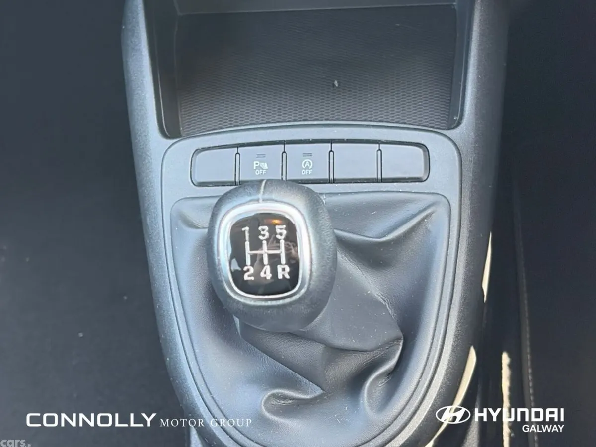 Hyundai i10 Hatchback, Petrol, 2022, Grey