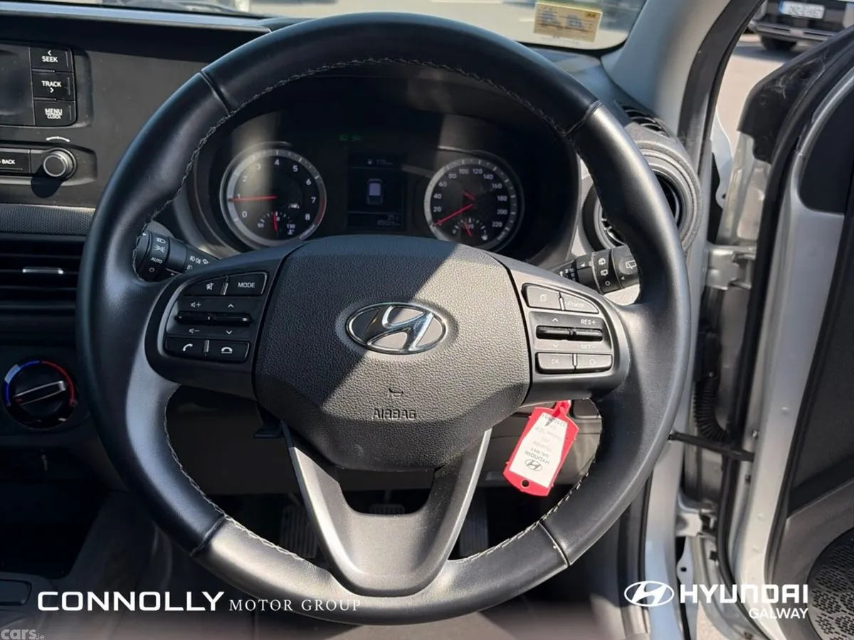 Hyundai i10 Hatchback, Petrol, 2022, Grey
