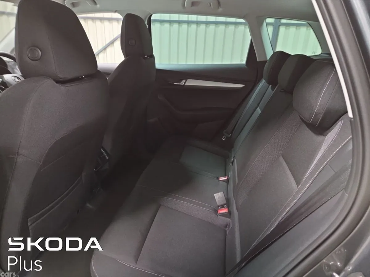 Skoda Karoq Estate, Petrol, 2024, Grey