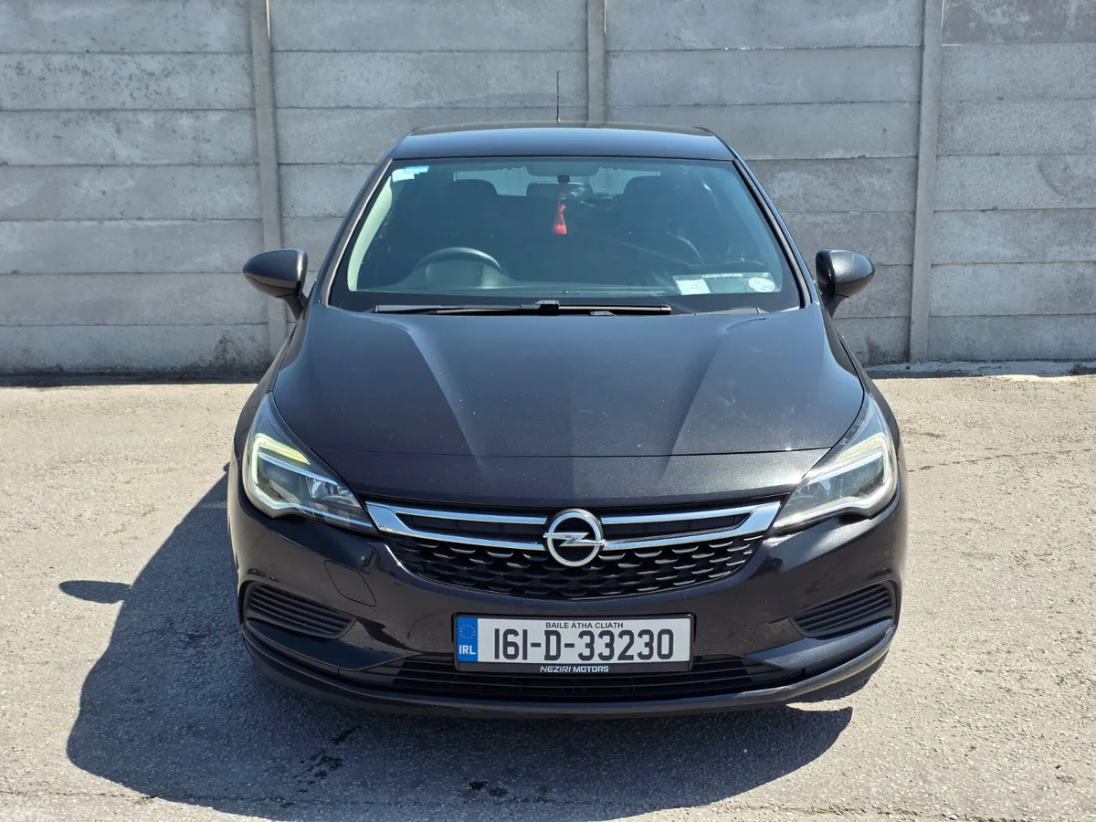 Opel Astra Hatchback, Diesel, 2016, Black