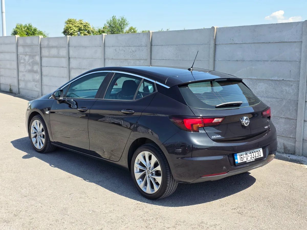 Opel Astra Hatchback, Diesel, 2016, Black