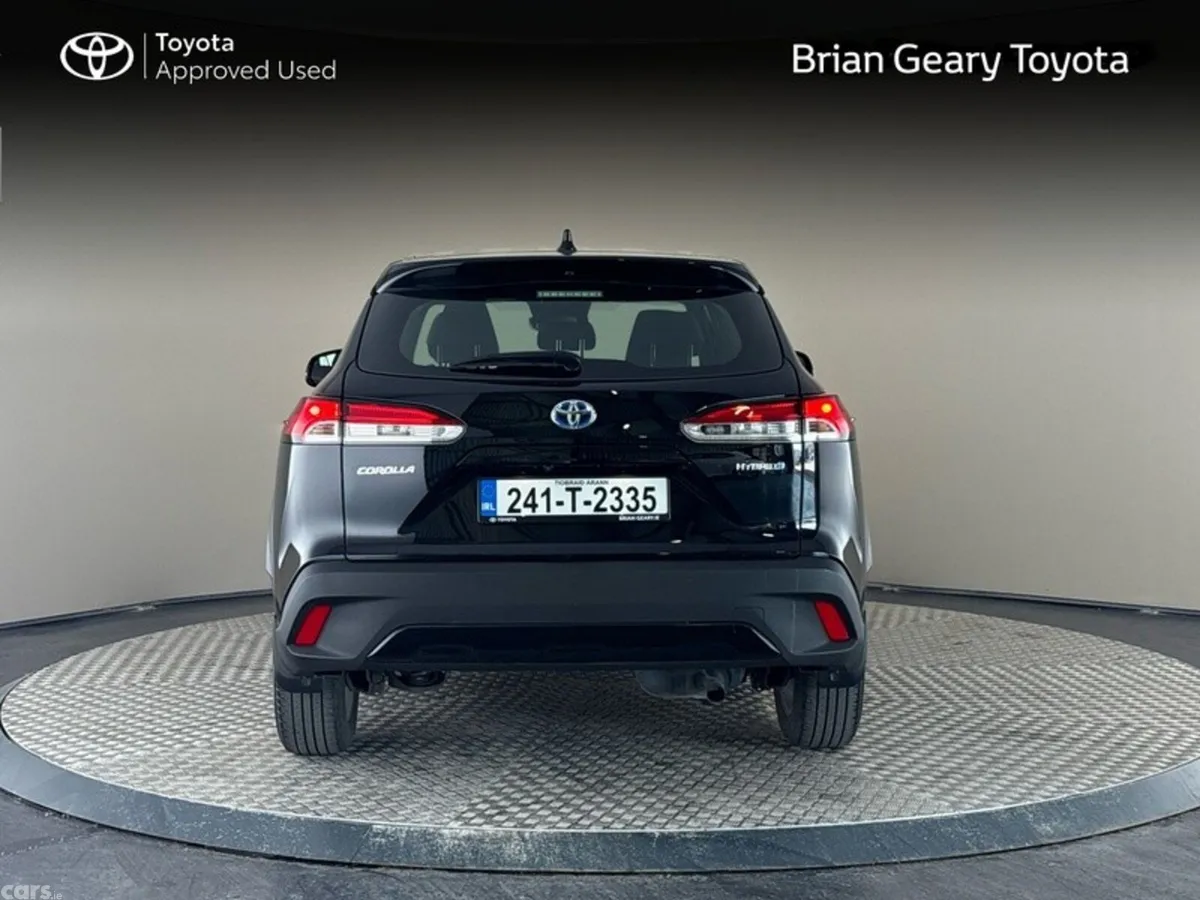 Toyota Corolla Cross Hatchback, Petrol Hybrid, 2024, Black