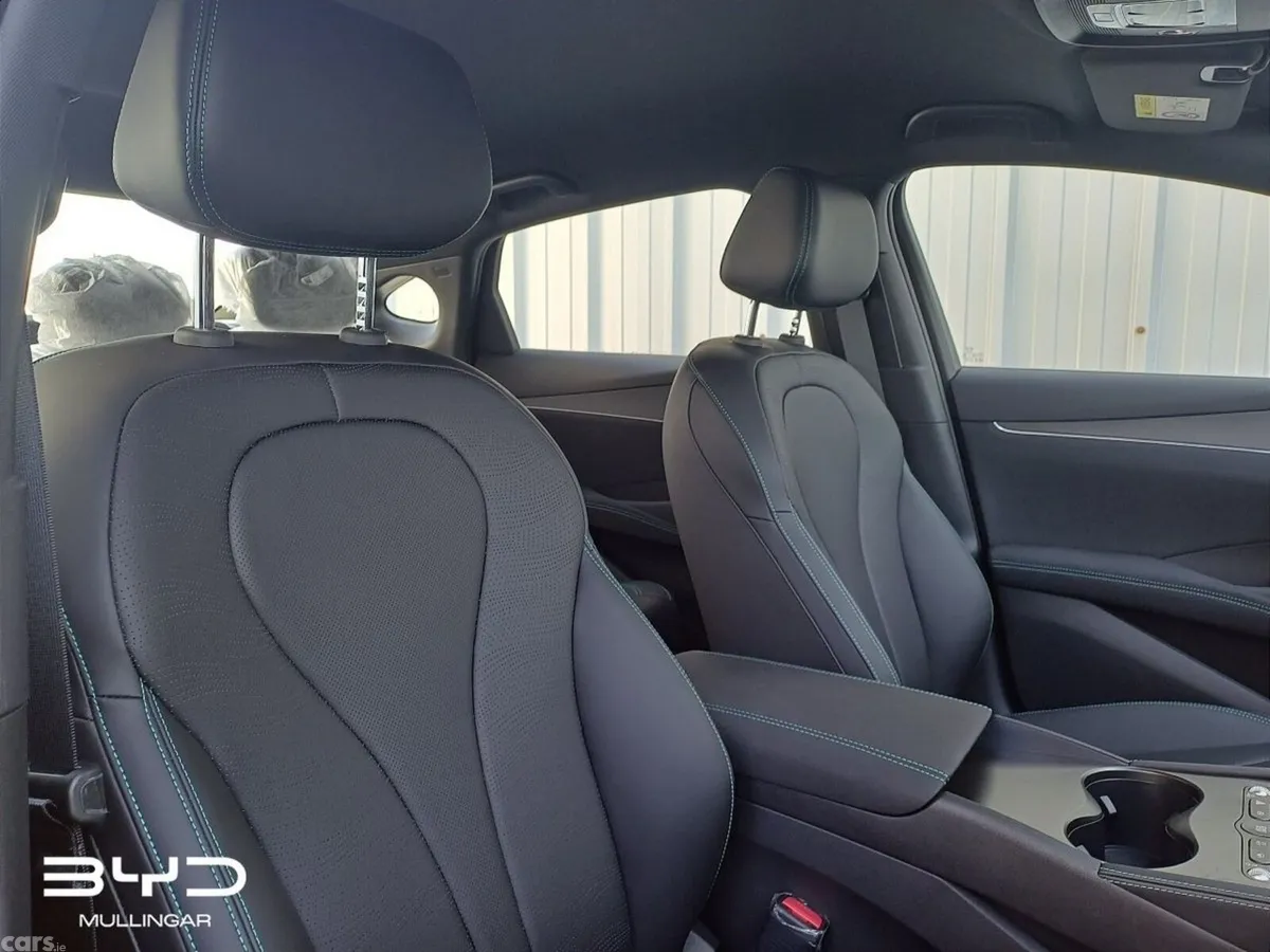 BYD Seal 6 Saloon, Petrol Plug-in Hybrid, 2027, Blue