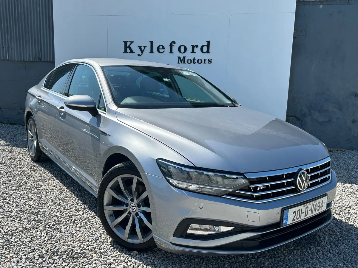 Volkswagen Passat Saloon, Diesel, 2020, Grey