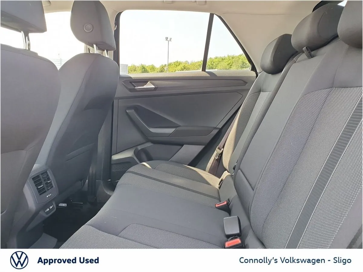 Volkswagen T-Roc SUV, Diesel, 2023, Black